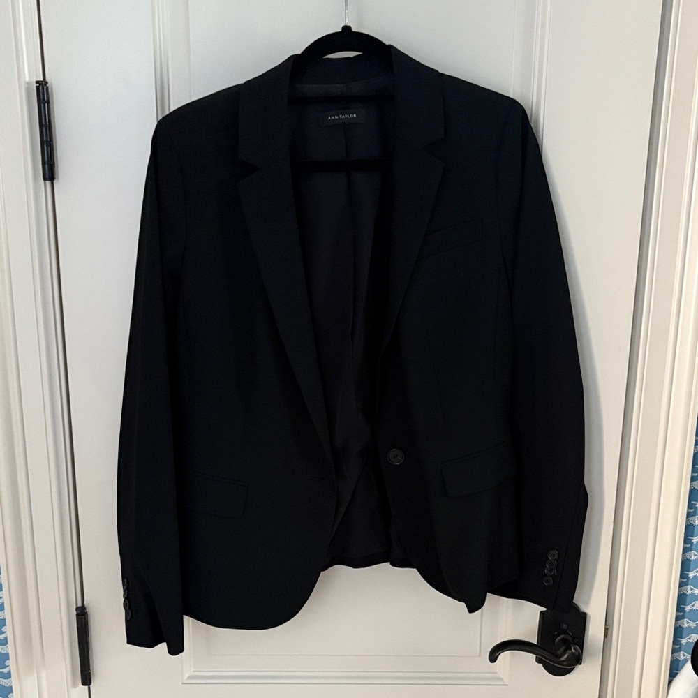 Zara Classic Black Blazer